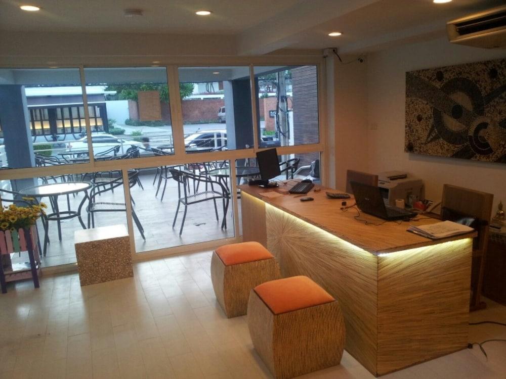 Nantra Hua Hin HHQ Exterior foto